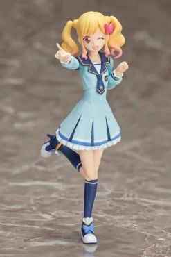 Bandai S.H.Figuarts Aikatsu Stars! Yume Nijino - Winter Uniform Ver.