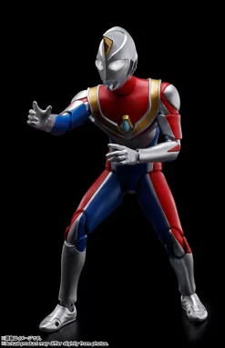 Bandai S.H.Figuarts Ultraman Dyna Ultraman Dyna Flash Type
